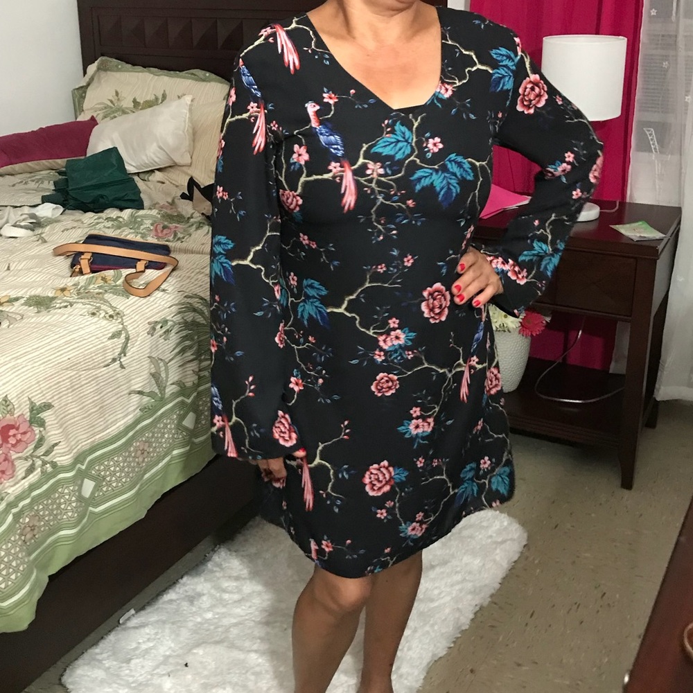 Two Arrows Floral Dress - Picture 3 of 4